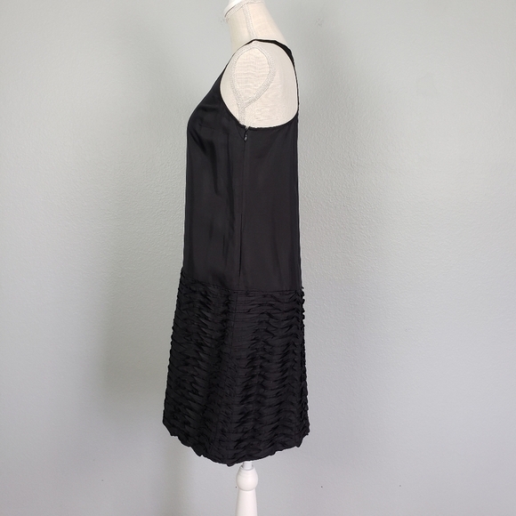 CLUB MONACO 100% Silk Racerback Pleated Shift Dress Sz 4 Black Formal Cocktail - Picture 6 of 11